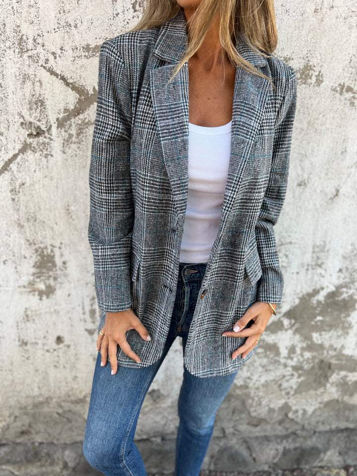 AURIELLEA – ELEGANT BLAZER