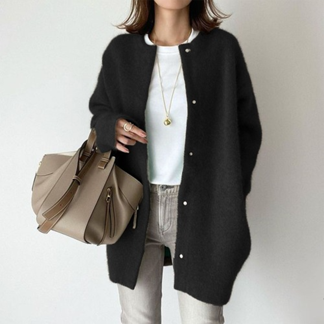 Silvia - Warm and Elegant Cardigan