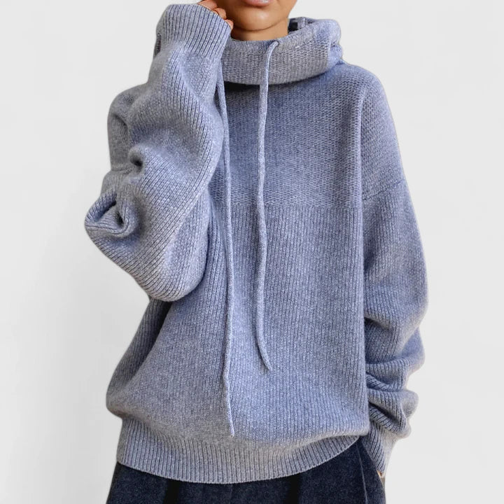 CYRENE – COMFORTABLE HOODIE