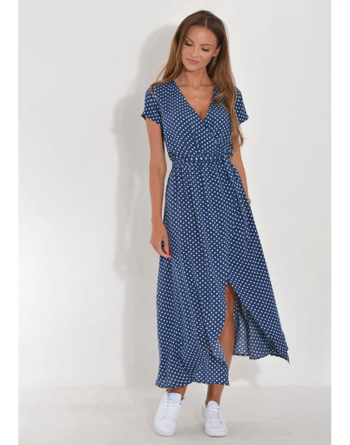 Suzanne – Elegant dress with V-neck