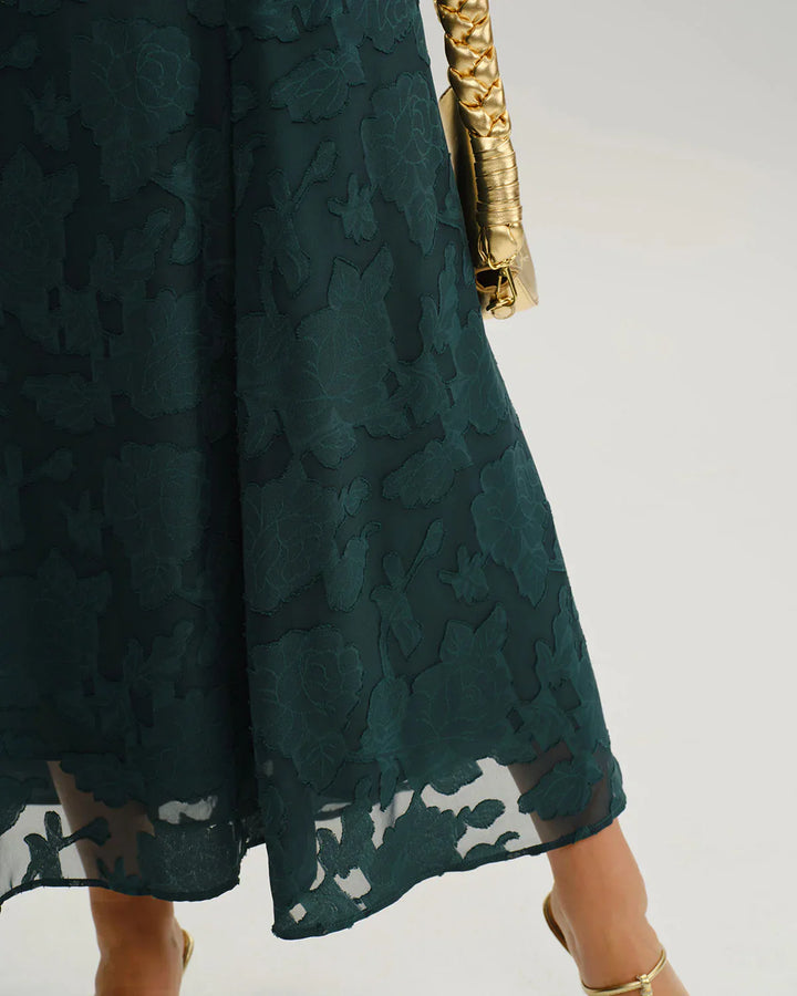 ELARA – JACQUARD SLIP BACKLESS MAXI DRESS